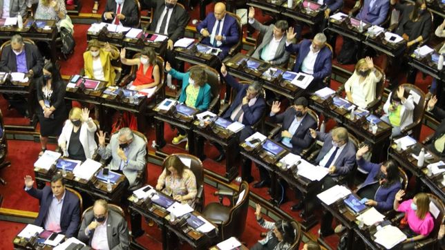 el oficialismo rearma su hoja de ruta en diputados para un verano caliente