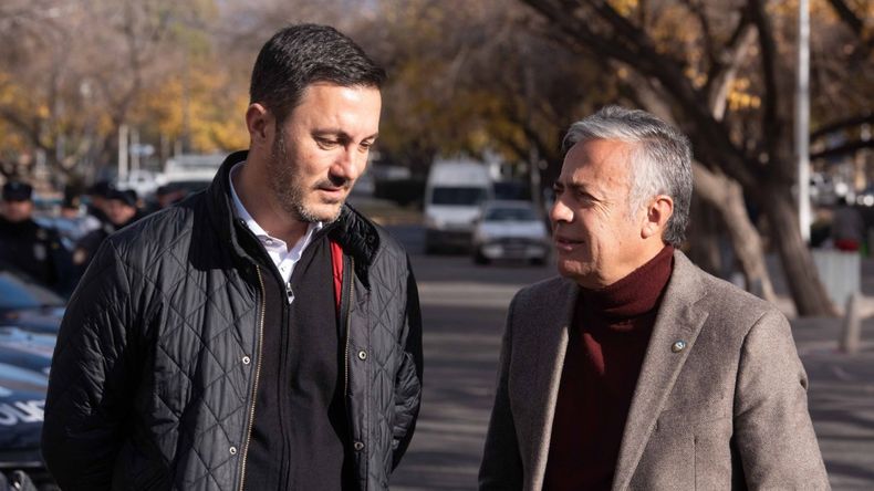 Mendoza: Luis Petri y Alfredo Cornejo: de enfrentarse en las uras, a convivir en el apoyo al gobierno libertario.