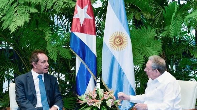 ?raul no se muestra con cualquiera?