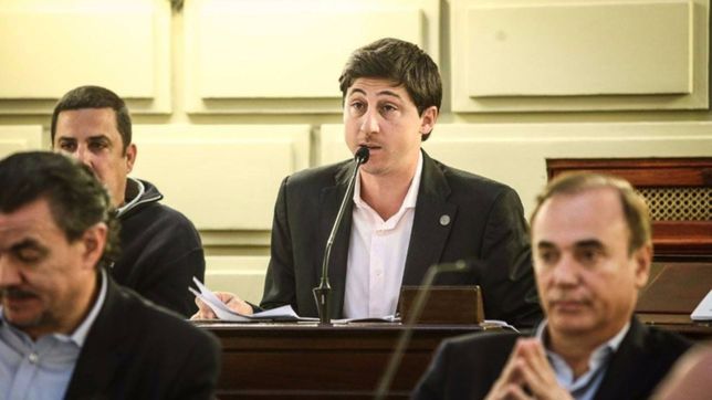 garibaldi: corral se quedo sin ideas y en santa fe hace falta una renovacion