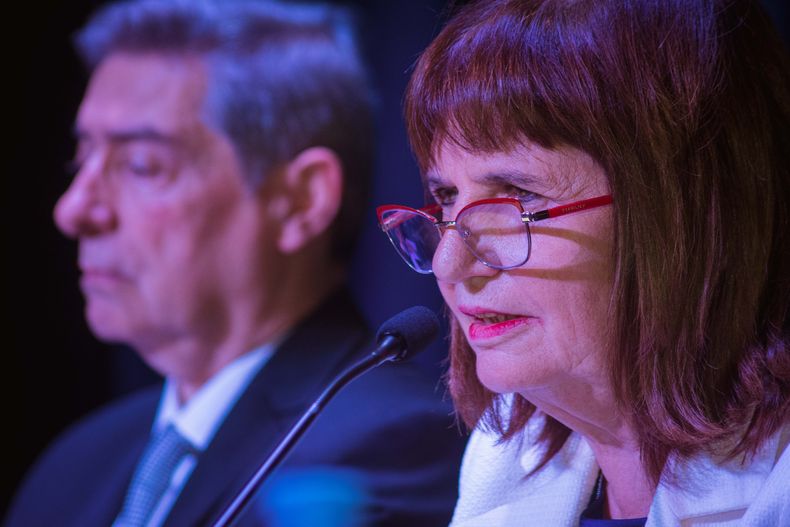 Horacio Rosatti con Patricia Bullrich. El ministro Mahiques envía al Senado los pliegos de aspirantes a cargos judiciales.