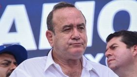 Guatemala profundizó su giro a la derecha en un balotaje con alta abstención