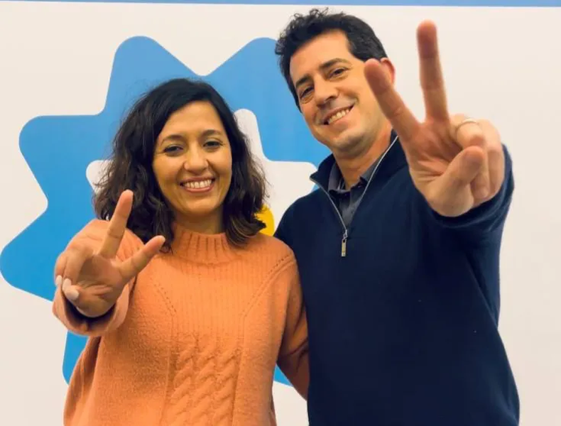 Leila Chaher, diputada nacional por Jujuy, junto a Wado de Pedro: La Cámpora la banca como presidenta del PJ.