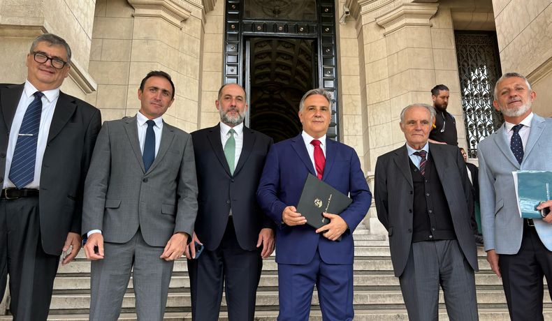 Martín Llaryora a la salida de la audiencia con autoridades de Anses.