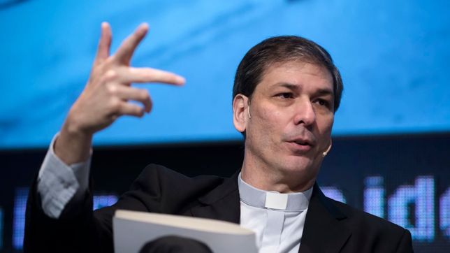 un jesuita reto a los empresarios con el libreto de ?pancho? cabrera