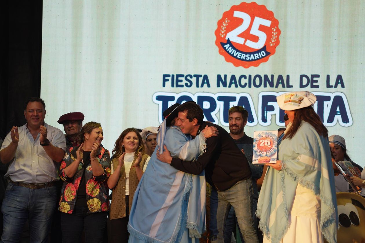 Wado de Pedro en la fiesta de la torta frita.