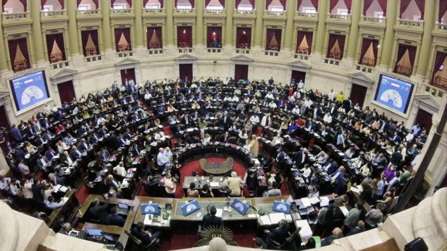 microrreunionismo y susurros: la interna del fdt se respira en diputados