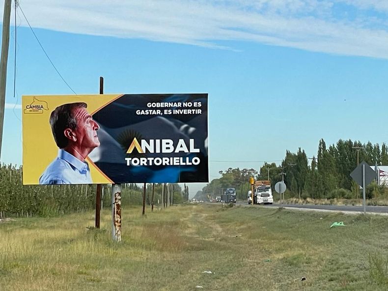 Aníbal Tortoriello quiere una exitosa segunda campaña provincial y mira al peronismo de General Roca y Río Negro.