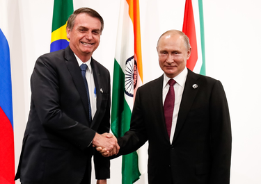 La herencia de Bolsonaro: magnates rusos aterrizan en Brasil