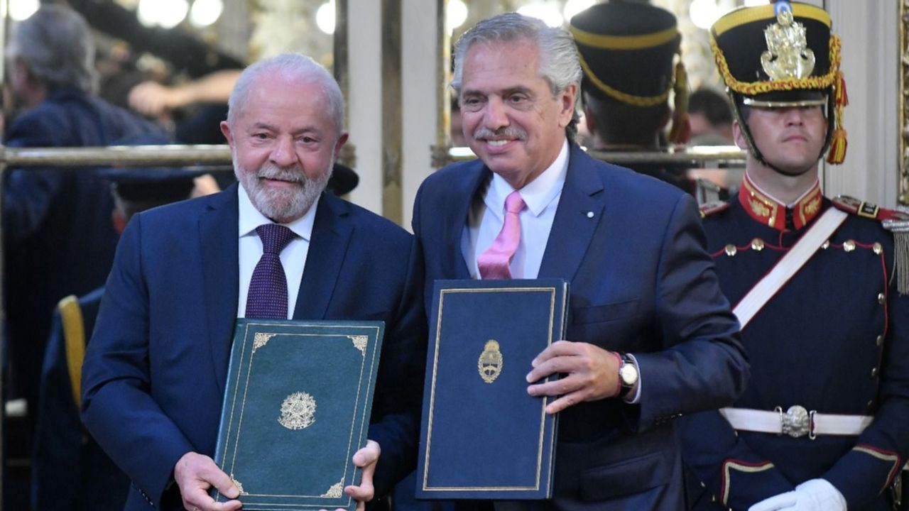 Fernández, junto a Lula: Por Brasil pasó Bolsonaro y por Argentina pasó Macri