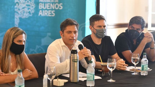 kicillof, con su nuevo gabinete en pleno frente al mar