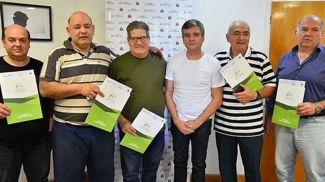 hurlingham: zabaleta eximira a las panaderias del pago de la tasa municipal