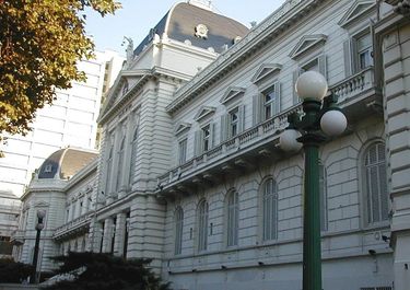 La Corte le reclama a Vidal actualizar salarios judiciales por inflación