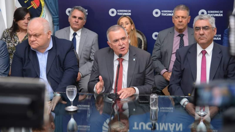 En conferencia de prensa, Osvaldo Jaldo confirmó que el PJ de Tucumán se encolumna detrás de la candidatura de Quintela.&nbsp;