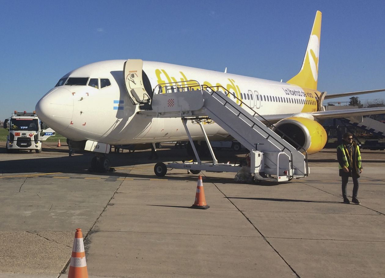 Leonardo Scatturice no puede hacer despegar a Flybondi