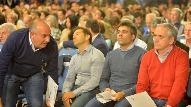 optimismo de intendentes renovadores: no enfrentarian rivales peronistas