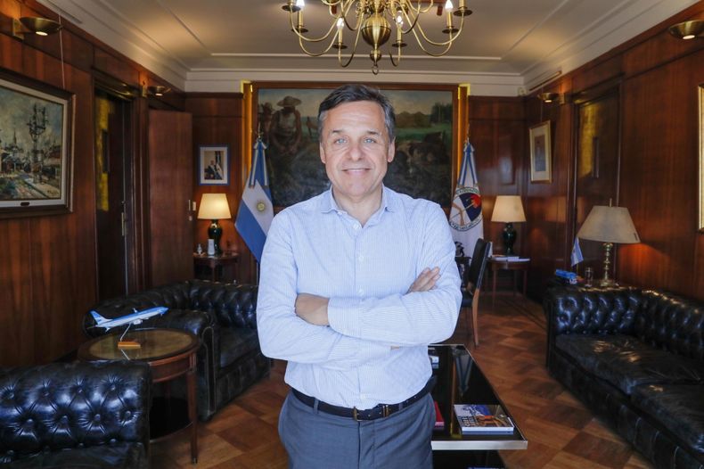 El massista Diego Giuliano se queda con el primer lugar de la lista del peronismo de Santa Fe