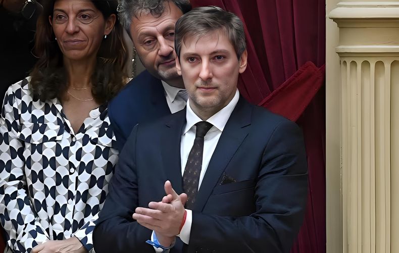 Javier Milei confía a Silvestre Sívori el Plan Motosierra en la Agencia Federal de Inteligencia.