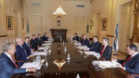 Inútil y para la tribuna: el Círculo Rojo ya combate el impuesto a la fuga