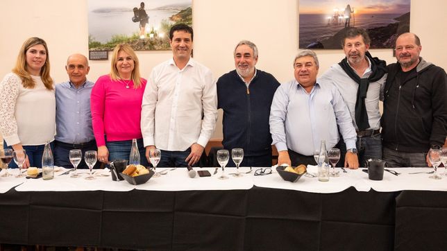 Más de 60 exintendentes de la UCR respaldan la candidatura de Miguel Fernández