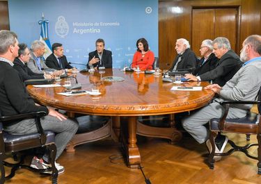 Massa anunció que terminó el paro y ponderó el diálogo contra la extorsión