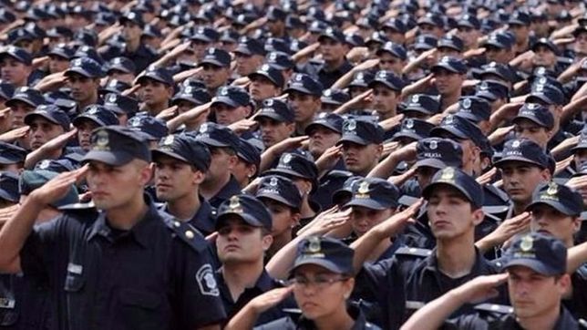 la justicia detuvo a 362 policias bonaerenses entre fines de 2015 y abril pasado