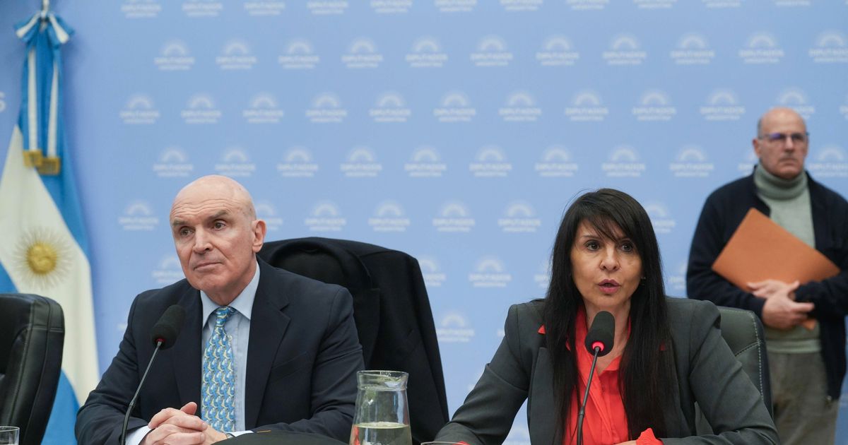 Kitty.lixo of leaks also donned a tiny outfit so very