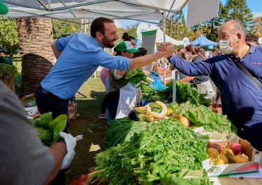 Intendentes del FdT libran su propia microguerra contra la inflación