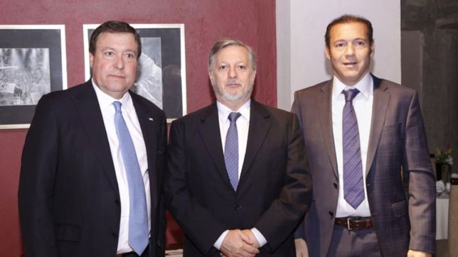 aranguren y dos gobernadores resaltaron el potencial de vaca muerta