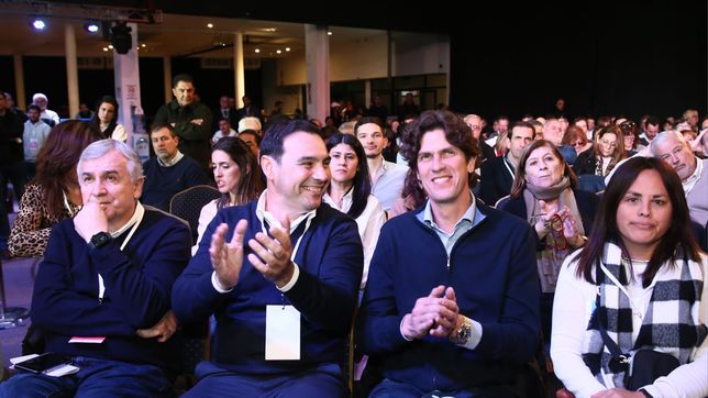 con schiaretti en boxes, la ucr aprobo ampliar juntos por el cambio