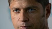 la vigilia de kicillof, el presidenciable enjabonado