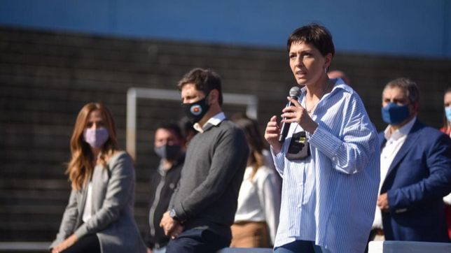 mayra mendoza presento su lista junto a kicillof, massa y tolosa paz