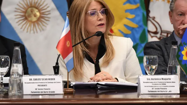 Verónica Magario participó como invitada especial en la cumbre del Parlamento del NorteGrande.