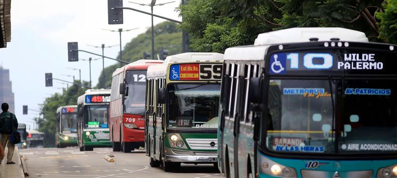 Colectivos del Área Metropolitana de Buenos Aires Colectivos del Área Metropolitana de Buenos Aires