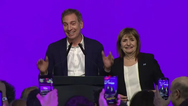 Diego Santilli en el bunker de LLA: Losbonaerenses eligieron cruzar el río