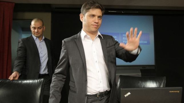 kicillof, sin noquis en la campora y con guino a scioli