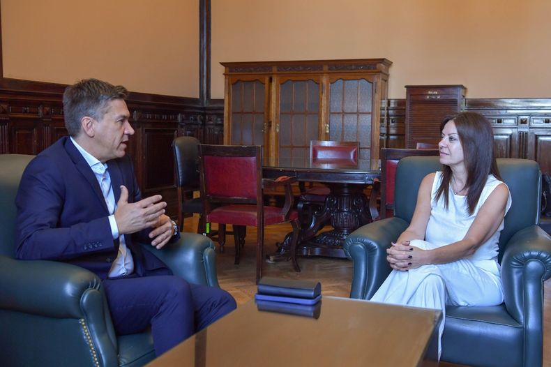 Sandra Pettovello y Leandro Zdero.