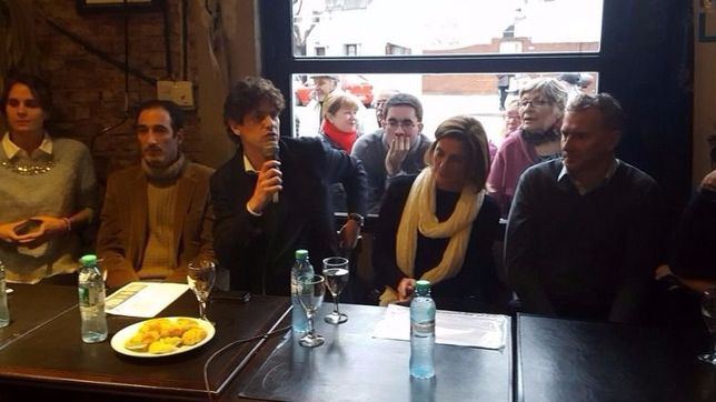 lousteau salio al cruce del ?relato pro?