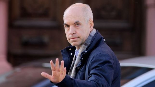 larreta hace campana con ?el camino a venezuela? y ?la vuelta al pasado?