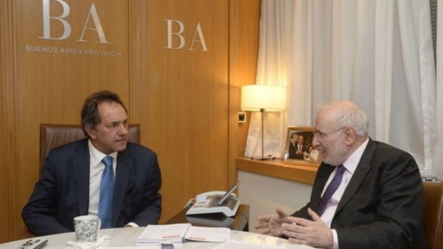 economista naranja exhorta a negociar cara a cara con los acreedores