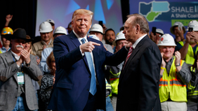 Harold Hamm, el petrolero que apoya a Donald Trump y mira Vaca Muerta