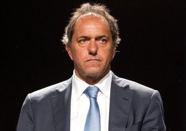 Apartan a la jueza de la causa por corrupción en la que está imputado Scioli