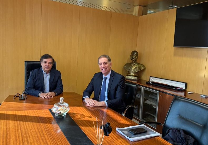 Diego Santilli visitó Misiones para fortalecer la relación con Carlos Rovira.