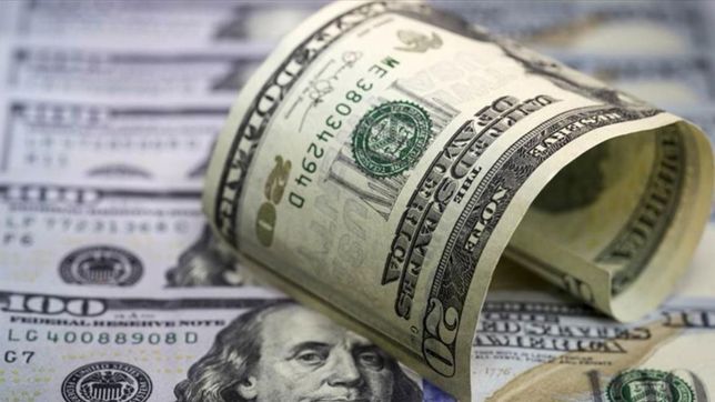 efecto ?recalibrar?: el dolar acentua su tendencia alcista y dispara a casi $19