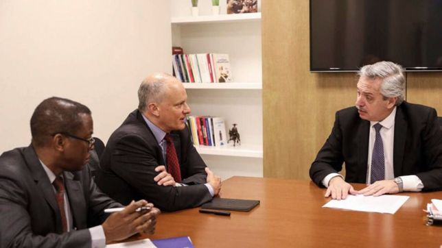 fernandez espera liquidar la eleccion el 27-o para negociar con el fmi el 28