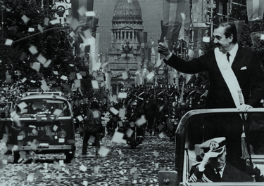 Democracia, 40 años: el consenso es deuda y desafío