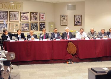 El procurador vidalista Conte Grand pidió destituir al incómodo juez Luis Arias