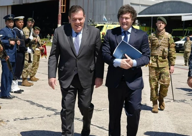 Guillermo Montenegro con Javier Milei.