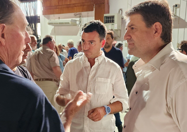 Rodrigo de Loredo y el nuevo presidente de la UCR Córdoba, Matías Gvozdenovich