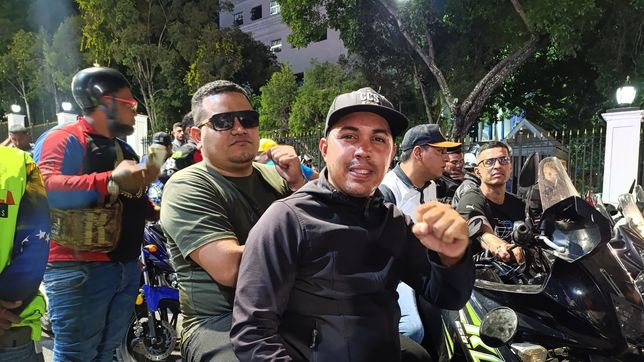 Militantes chavistas, en las calles. La oposición denuncia amedrentamiento. Militantes chavistas, en las calles. La oposición denuncia amedrentamiento.